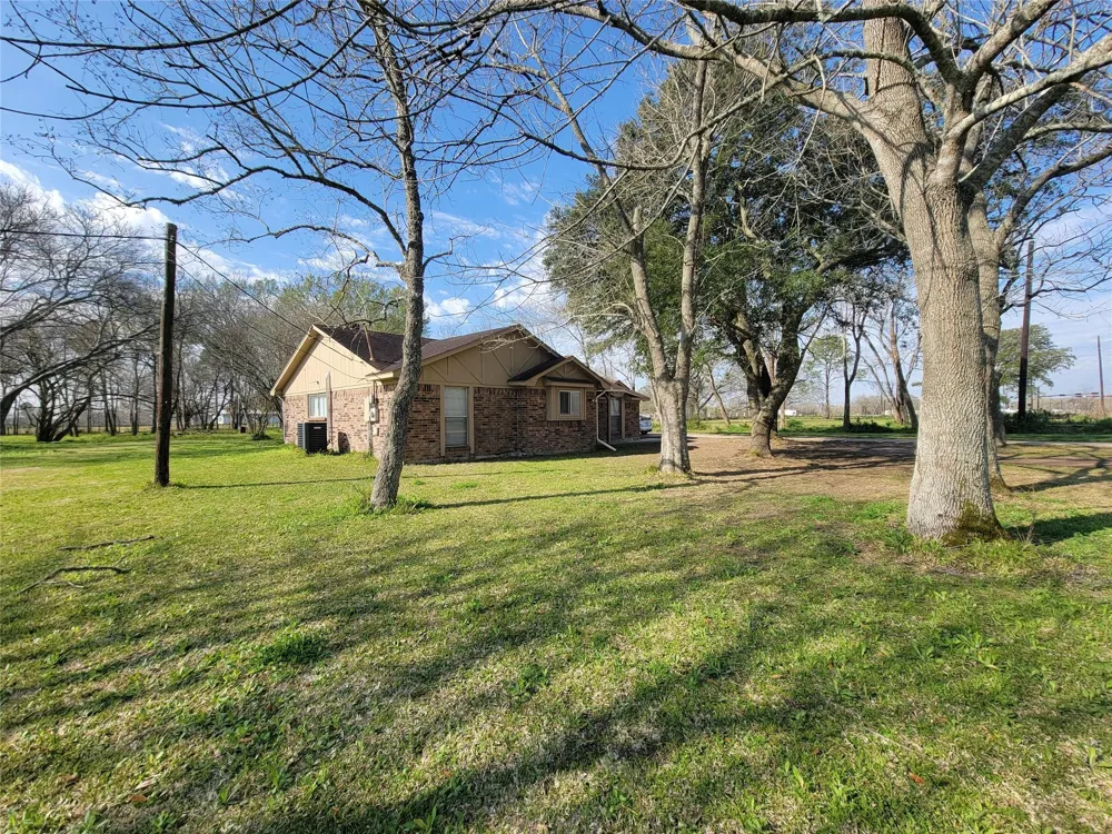 8022 Bailey Road Pearland, TX 77584