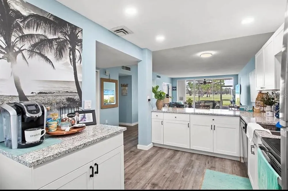 7461 W COUNTRY CLUB DRIVE #108 Sarasota, FL 34243