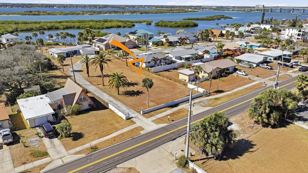 3812 CARDINAL BOULEVARD Port Orange, FL 32127