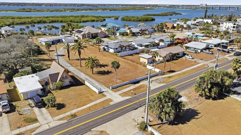3812 CARDINAL BOULEVARD Port Orange, FL 32127