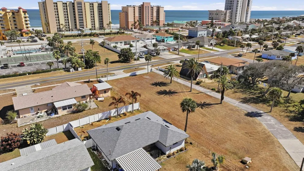 3812 CARDINAL BOULEVARD Port Orange, FL 32127