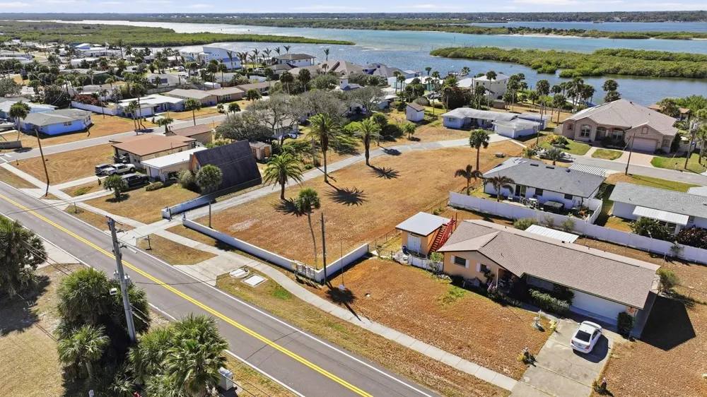 3812 CARDINAL BOULEVARD Port Orange, FL 32127