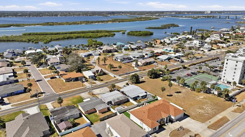 3812 CARDINAL BOULEVARD Port Orange, FL 32127