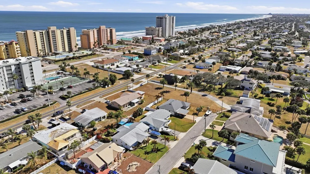 3812 CARDINAL BOULEVARD Port Orange, FL 32127