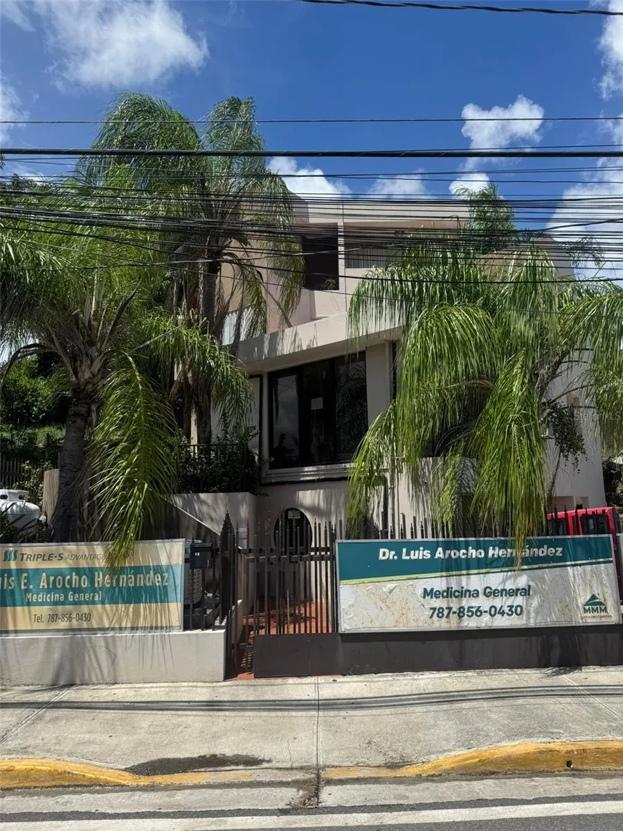 58,  PROLONGACION COMERCIO Yauco, PR 00698