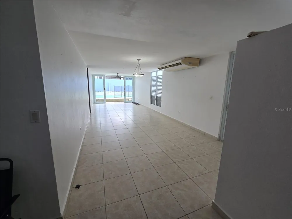 AE-5 CALLE BARCELONA Humacao, PR 00791
