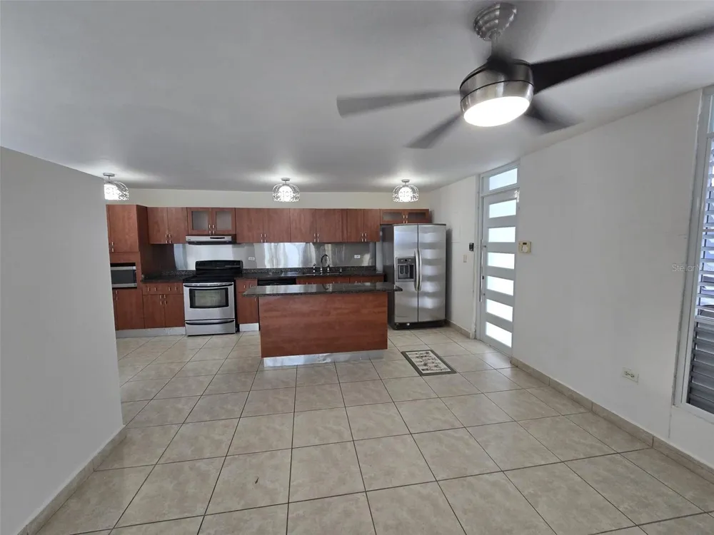 AE-5 CALLE BARCELONA Humacao, PR 00791