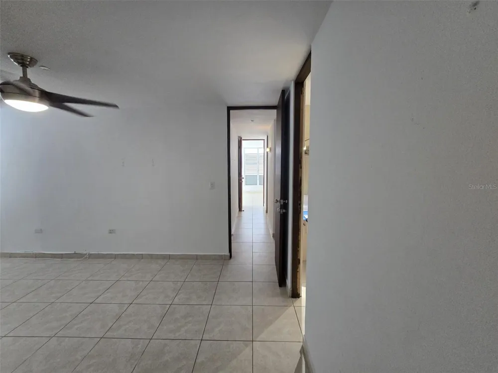 AE-5 CALLE BARCELONA Humacao, PR 00791