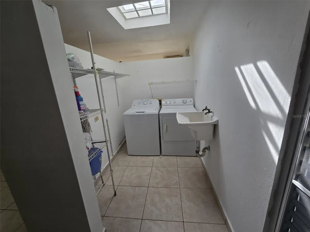 AE-5 CALLE BARCELONA Humacao, PR 00791