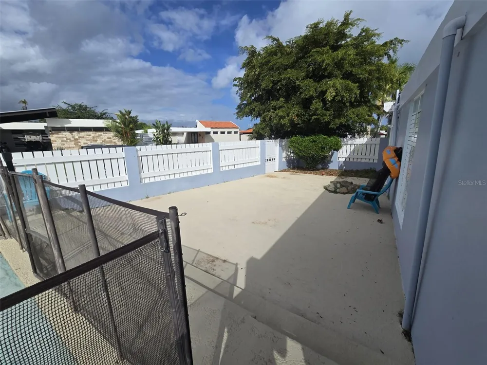 AE-5 CALLE BARCELONA Humacao, PR 00791