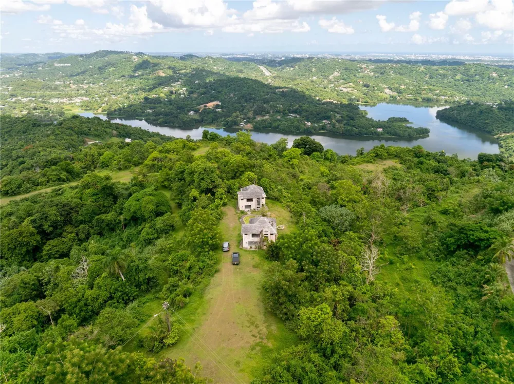 arr 942 JAGUAS Gurabo, PR 00778