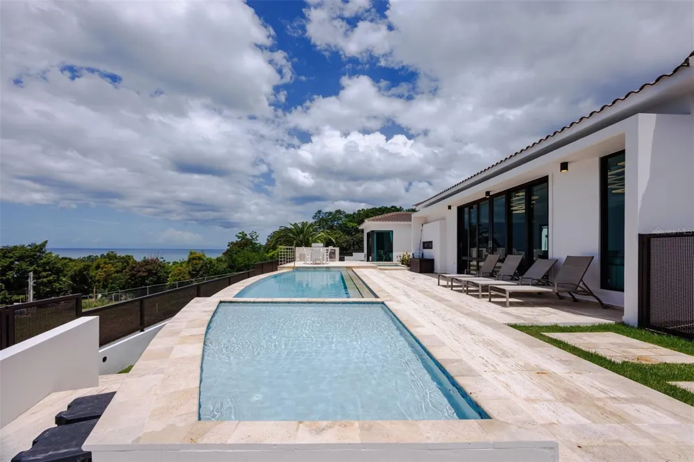 6 PARAISO ESCONDIDO Cabo Rojo, PR 00623