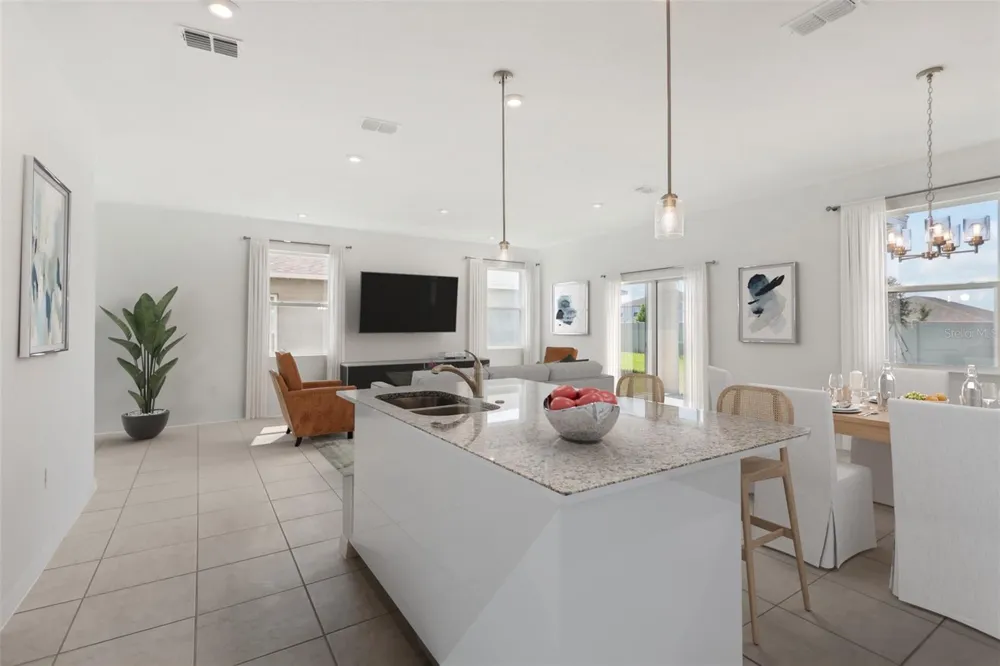 777 CASTLEFORD AVENUE NE Palm Bay, FL 32905