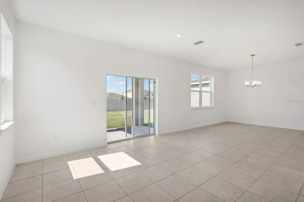 777 CASTLEFORD AVENUE NE Palm Bay, FL 32905
