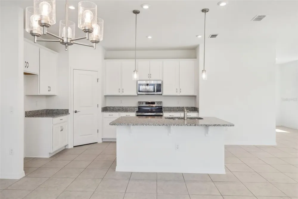 777 CASTLEFORD AVENUE NE Palm Bay, FL 32905