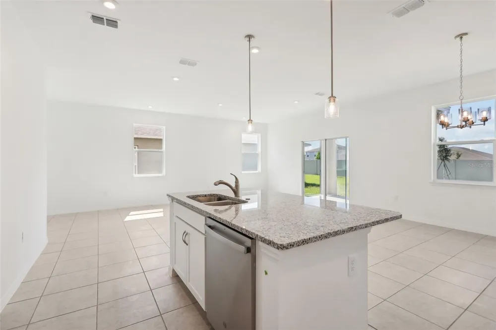 777 CASTLEFORD AVENUE NE Palm Bay, FL 32905