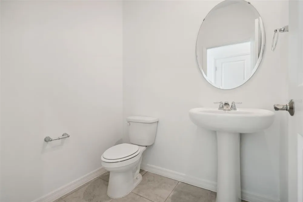 777 CASTLEFORD AVENUE NE Palm Bay, FL 32905