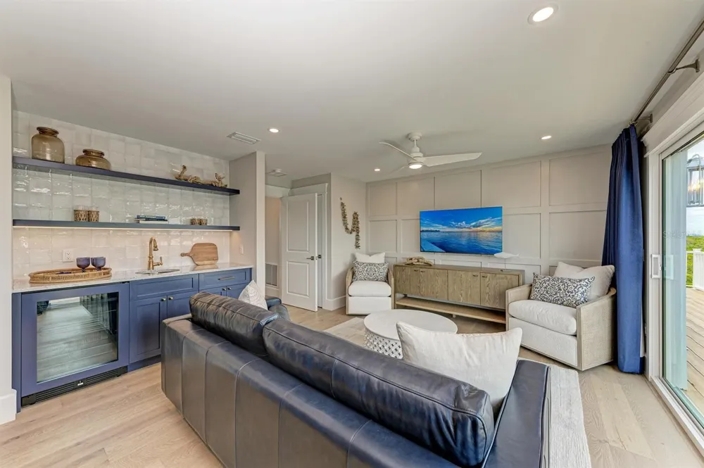 215 83RD STREET Holmes Beach, FL 34217