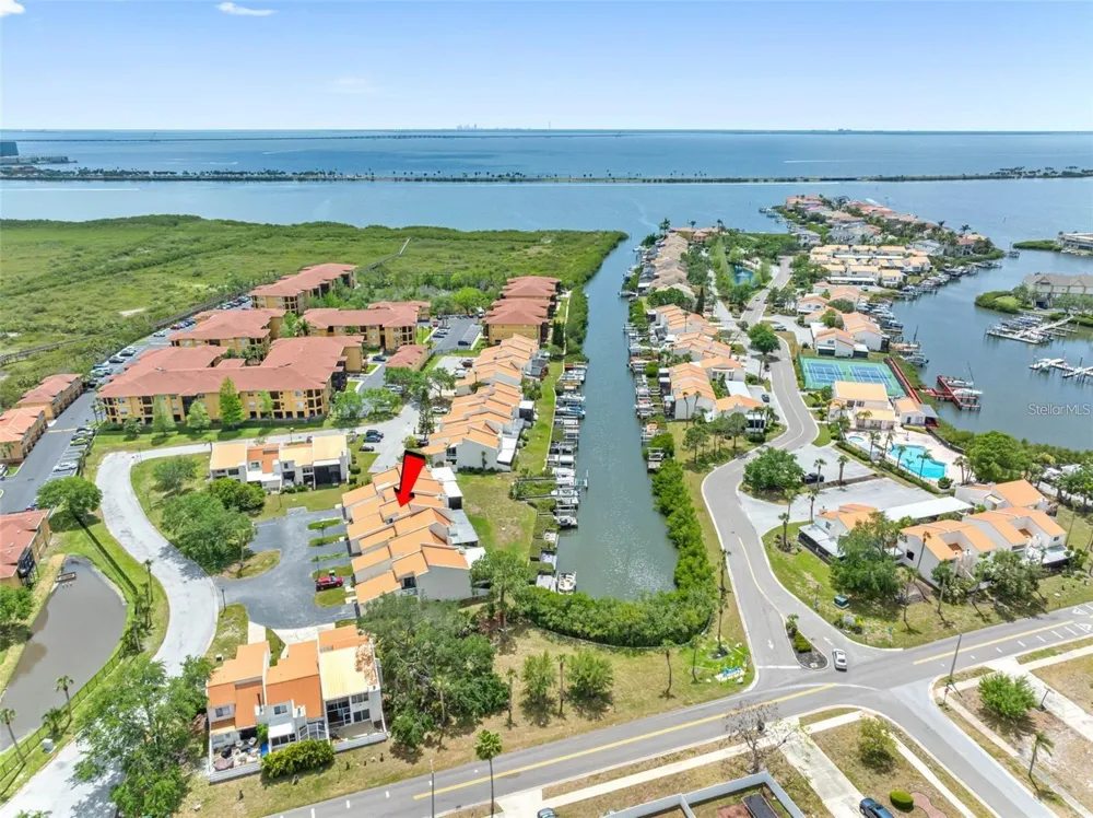 4306 SUNRAY COURT Tampa, FL 33615