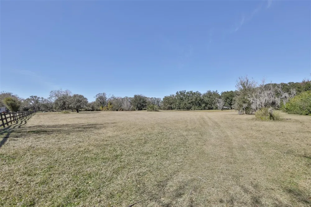 20112 HOBBS ROAD Wimauma, FL 33598