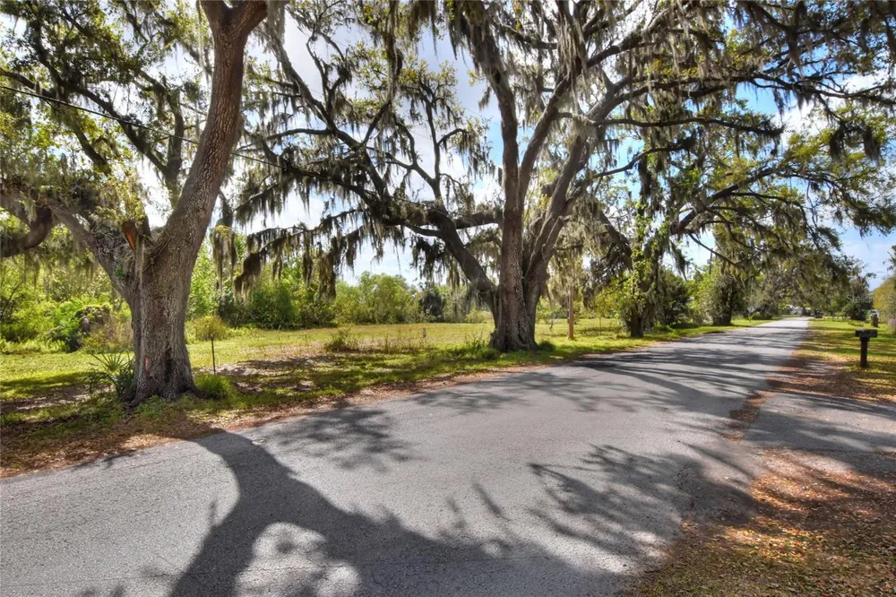 0 ARMOR ROAD Plant City, FL 33567