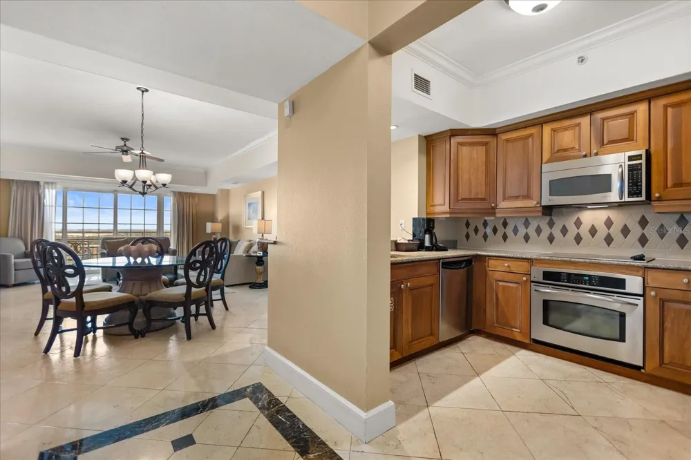 7593 GATHERING DRIVE #1005 Reunion, FL 34747