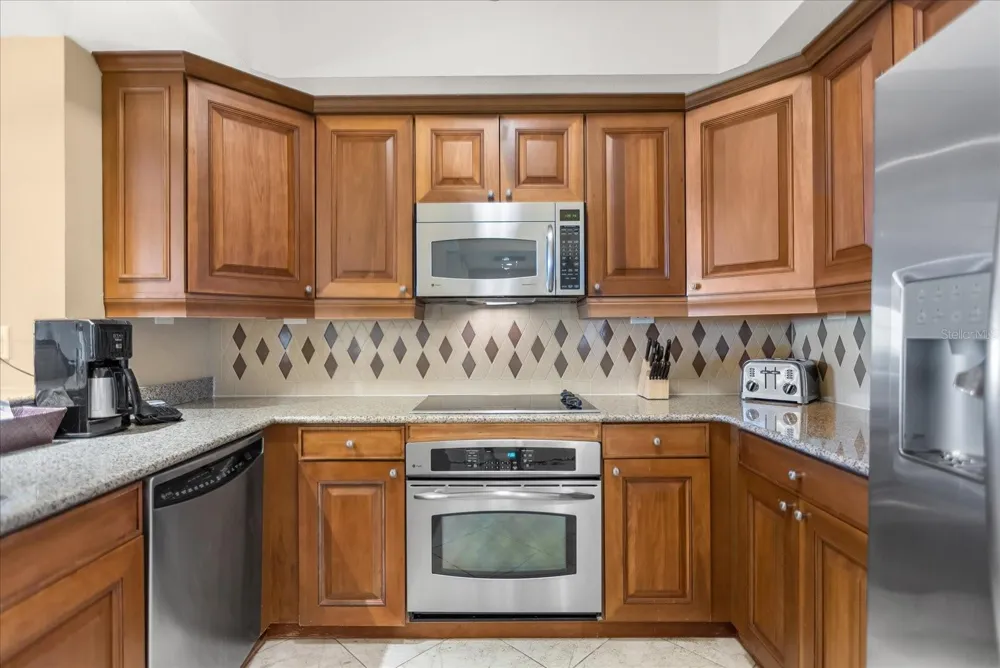 7593 GATHERING DRIVE #1005 Reunion, FL 34747
