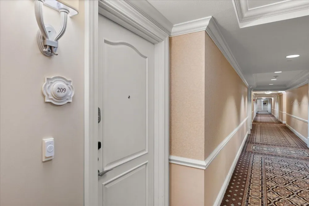 7593 GATHERING DRIVE #209 Reunion, FL 34747