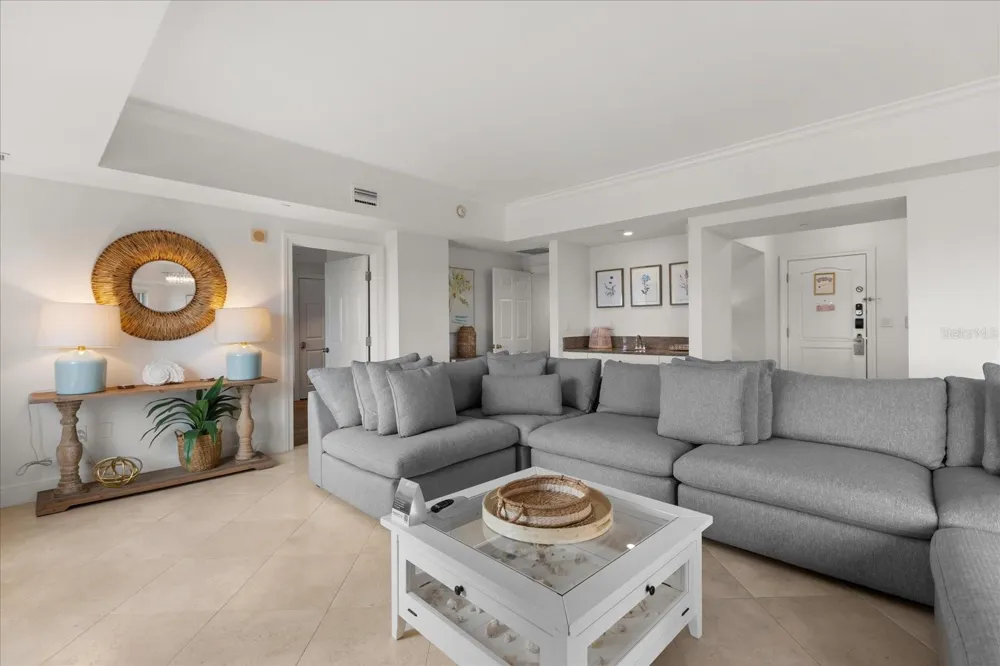 7593 GATHERING DRIVE #209 Reunion, FL 34747