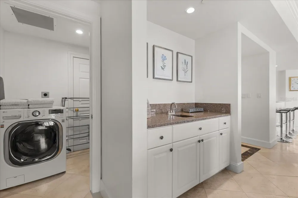 7593 GATHERING DRIVE #209 Reunion, FL 34747