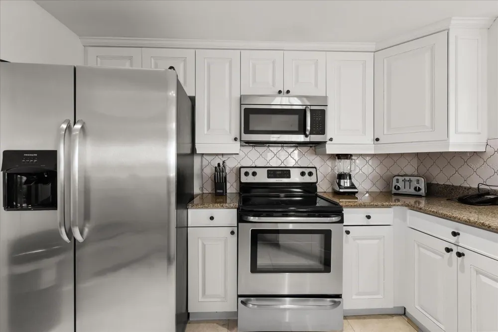 7593 GATHERING DRIVE #209 Reunion, FL 34747