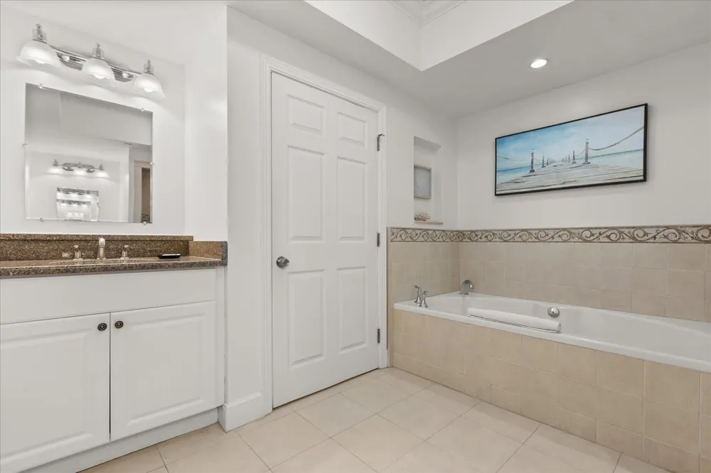 7593 GATHERING DRIVE #209 Reunion, FL 34747