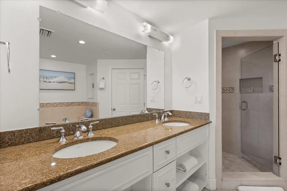 7593 GATHERING DRIVE #209 Reunion, FL 34747