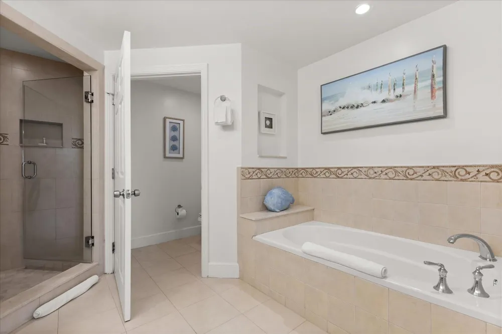7593 GATHERING DRIVE #209 Reunion, FL 34747