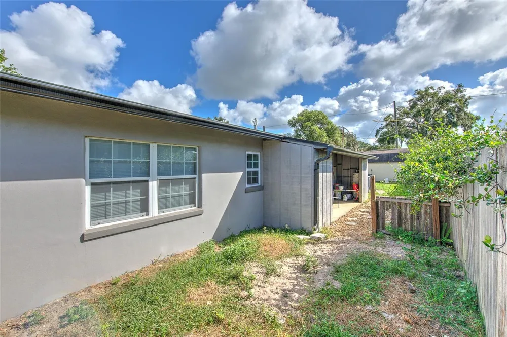 38708 9TH AVENUE Zephyrhills, FL 33542
