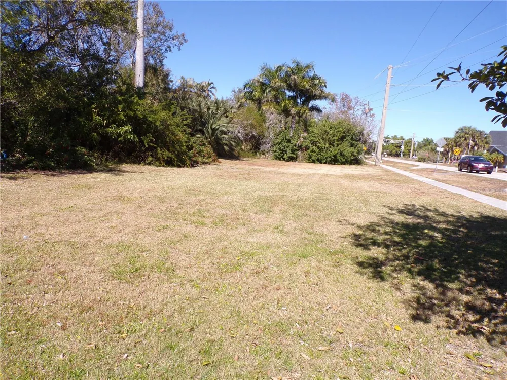 711 COOPER STREET Punta Gorda, FL 33950