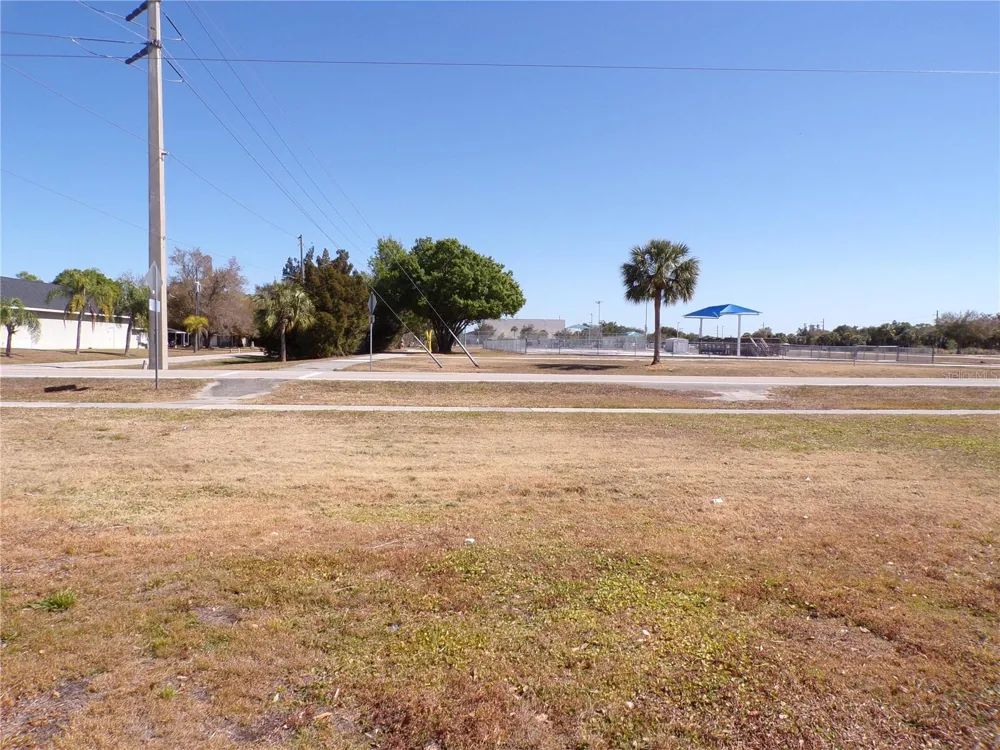 711 COOPER STREET Punta Gorda, FL 33950