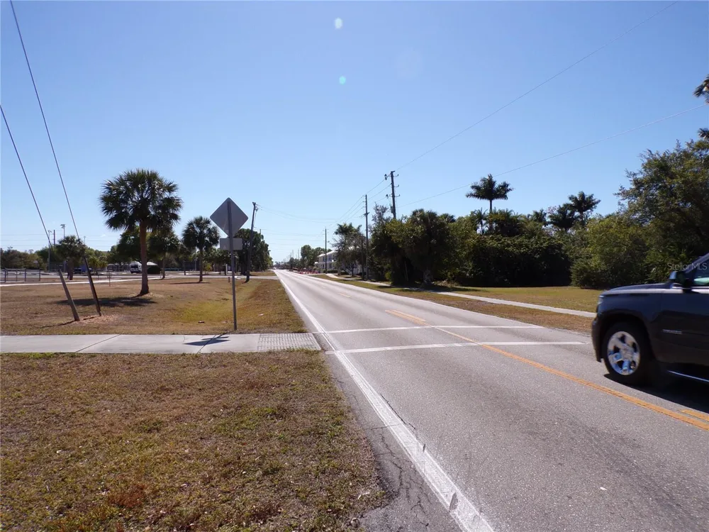 711 COOPER STREET Punta Gorda, FL 33950