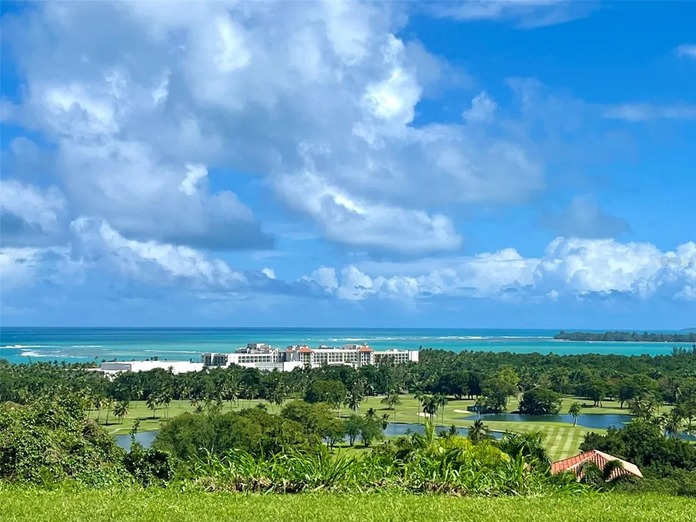 22-01 COND. RIO MAR VILLAGE ##22-01 Rio Grande, PR 00745