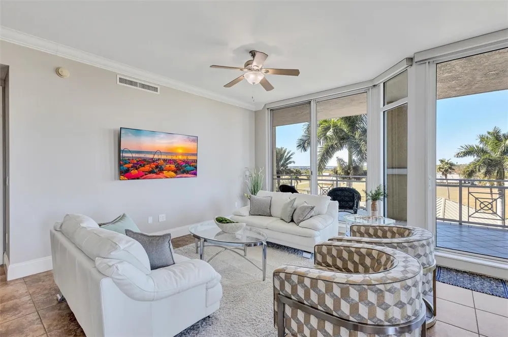 140 RIVIERA DUNES WAY #206 Palmetto, FL 34221