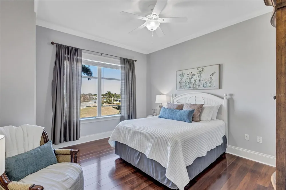 140 RIVIERA DUNES WAY #206 Palmetto, FL 34221