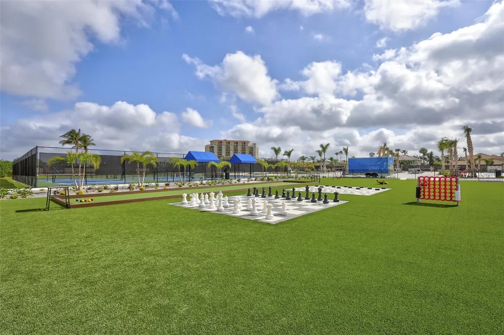 140 RIVIERA DUNES WAY #206 Palmetto, FL 34221