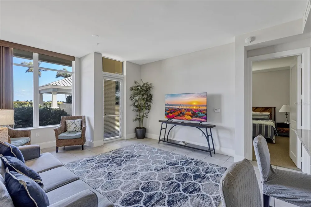 140 RIVIERA DUNES WAY #206 Palmetto, FL 34221