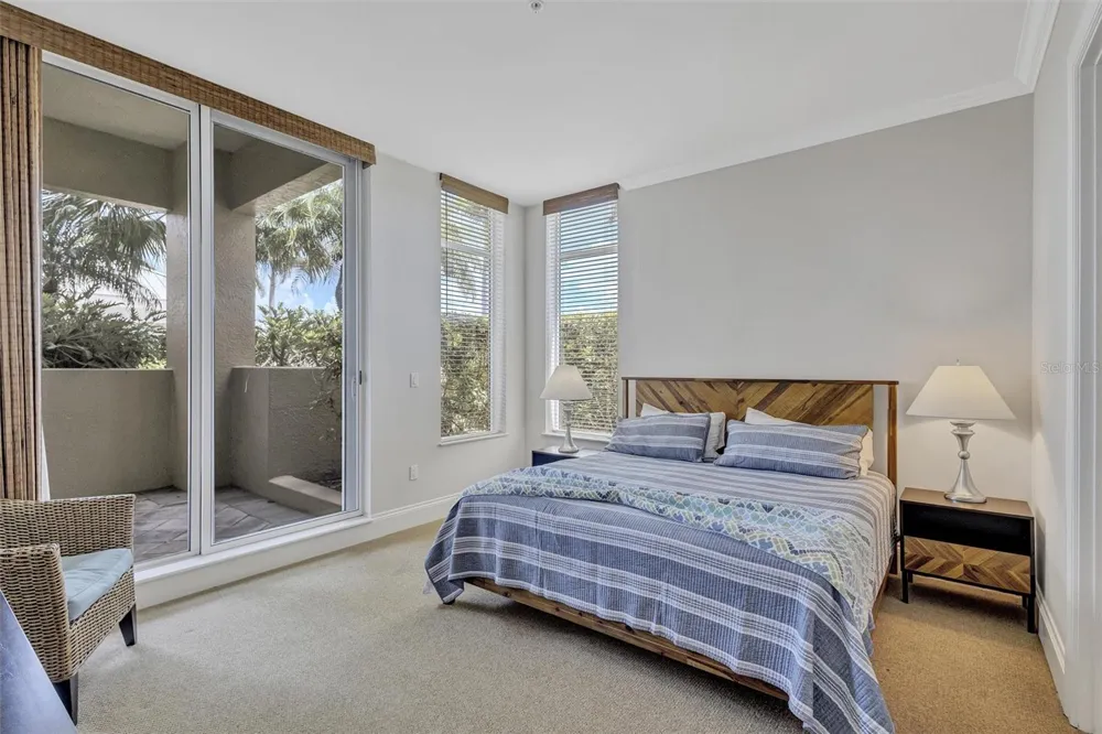 140 RIVIERA DUNES WAY #206 Palmetto, FL 34221