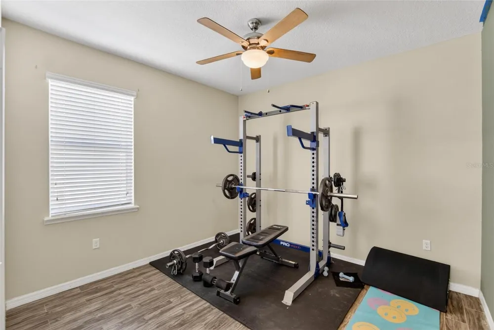 2819 HOLLY BLUFF COURT Plant City, FL 33566