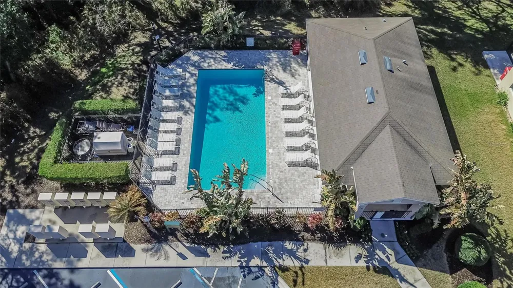 2819 HOLLY BLUFF COURT Plant City, FL 33566