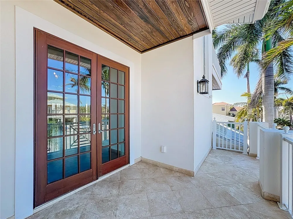 529 77TH STREET Holmes Beach, FL 34217