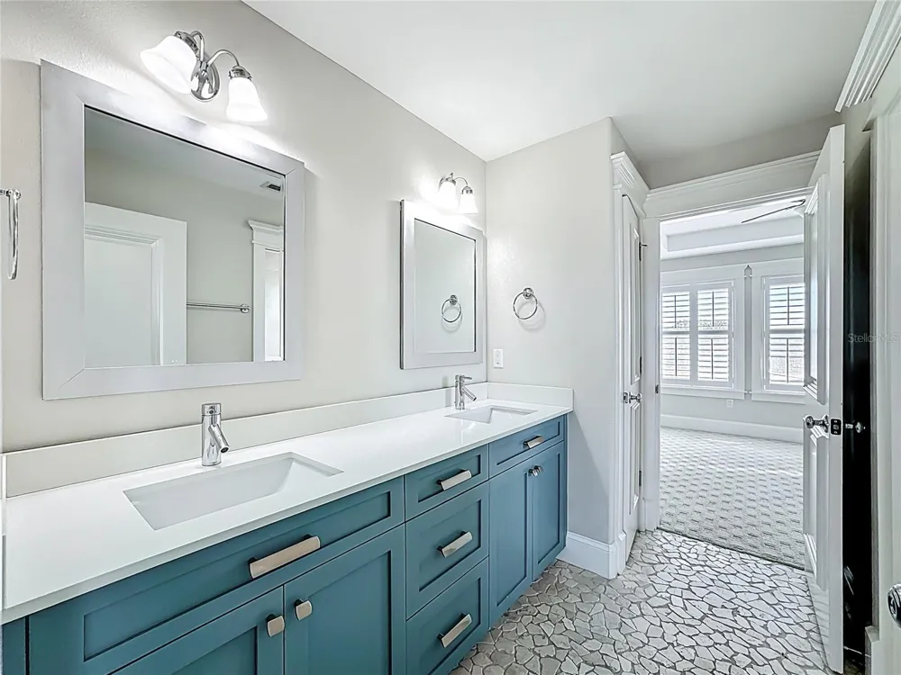 529 77TH STREET Holmes Beach, FL 34217