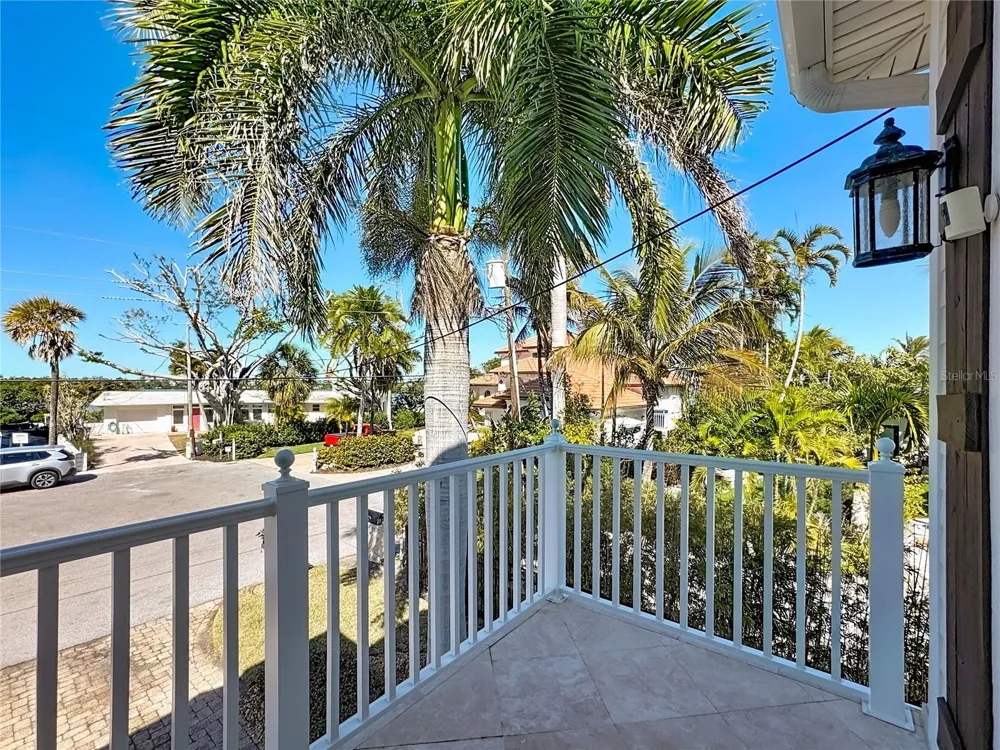 529 77TH STREET Holmes Beach, FL 34217