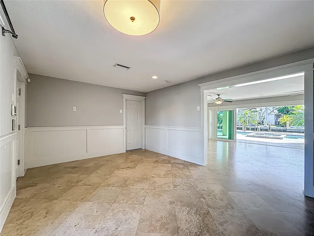 529 77TH STREET Holmes Beach, FL 34217